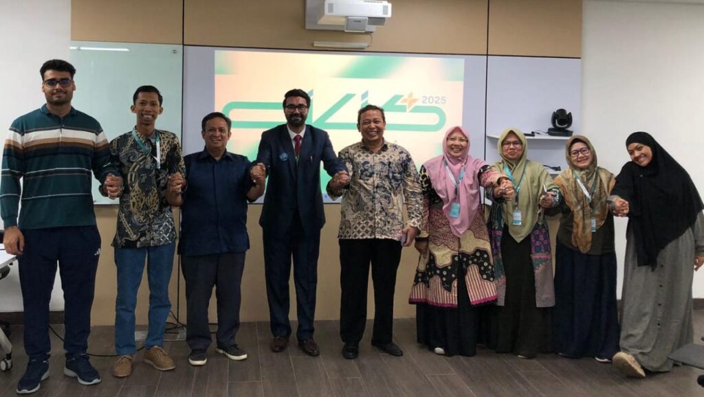 Psikohumaniora Ikut Menguatkan Diskursus Integrasi Islam dan Psikologi Positif di AICIS+ 2025 – UIN Walisongo 2 WhatsApp Image 2025 10 31 at 06.33.09