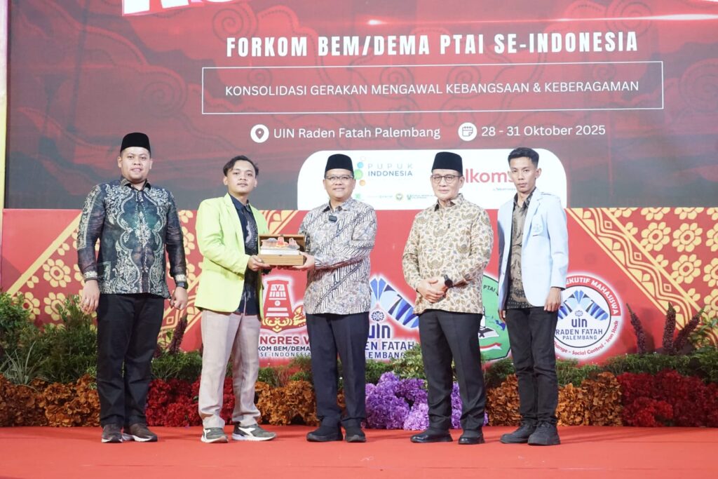 Walisongo Didapuk Menjadi Presidium Nasional FORKOM BEM/DEMA PTAI Se-Indonesia – UIN Walisongo 2 WhatsApp Image 2025 11 02 at 07.28.141