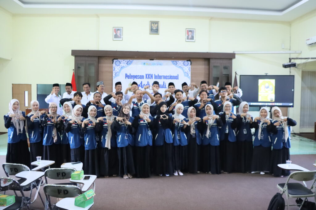 UIN Walisongo Lepas 28 Mahasiswa KKN Internasional ke Arab Saudi, Padukan Pengabdian, Ibadah, dan Jejaring Global – UIN Walisongo 4 IMG 5238
