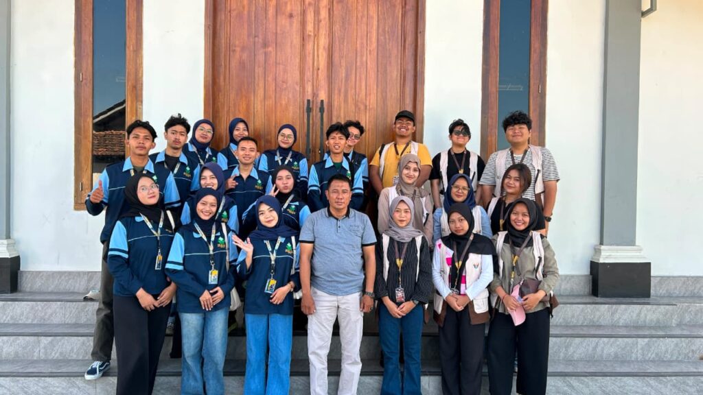 KKN UIN-UNS Perkuat Kolaborasi dengan Pemdes Karangrowo – UIN Walisongo 2 WhatsApp Image 2026 07 24 at 22.27.07