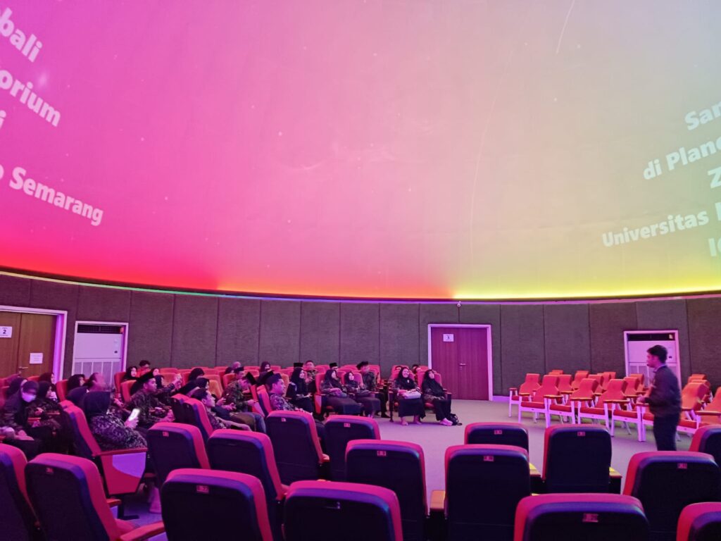 43 Guru BK MA Bojonegoro Jelajahi Planetarium UIN Walisongo, Bawa Pulang Pengalaman Baru untuk Siswa – UIN Walisongo 2 WhatsApp Image 2026 08 11 at 16.04.291